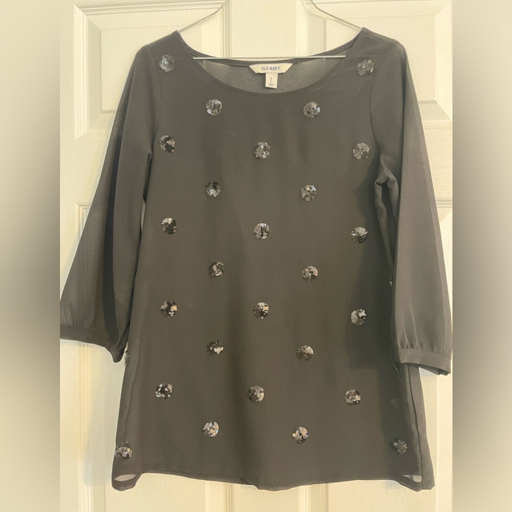 OLD NAVY women’s size S black dress top. Sleeves are more a 3/4 length.